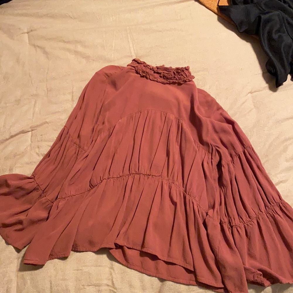 Medium, coral Zara shirt